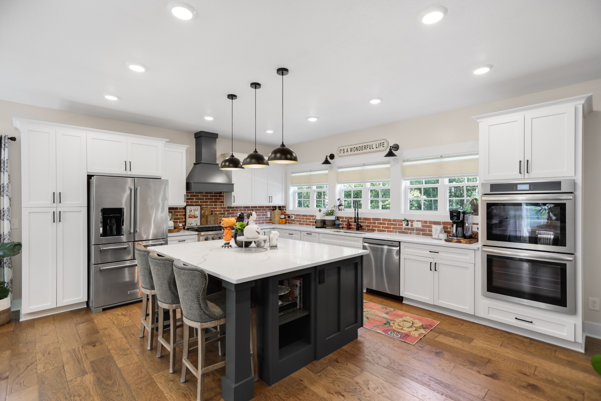 691 Hogan Road Clarksville, TN 37043 - Photo 3 of 44 Gallery Image 3