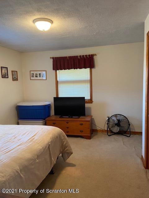 1005 Newton Road Clarks Summit, PA 18411 - Photo 14 of 39 Gallery Image 14