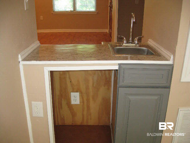 4157 Dickson Lane Mobile, AL 36618 - Photo 23 of 32