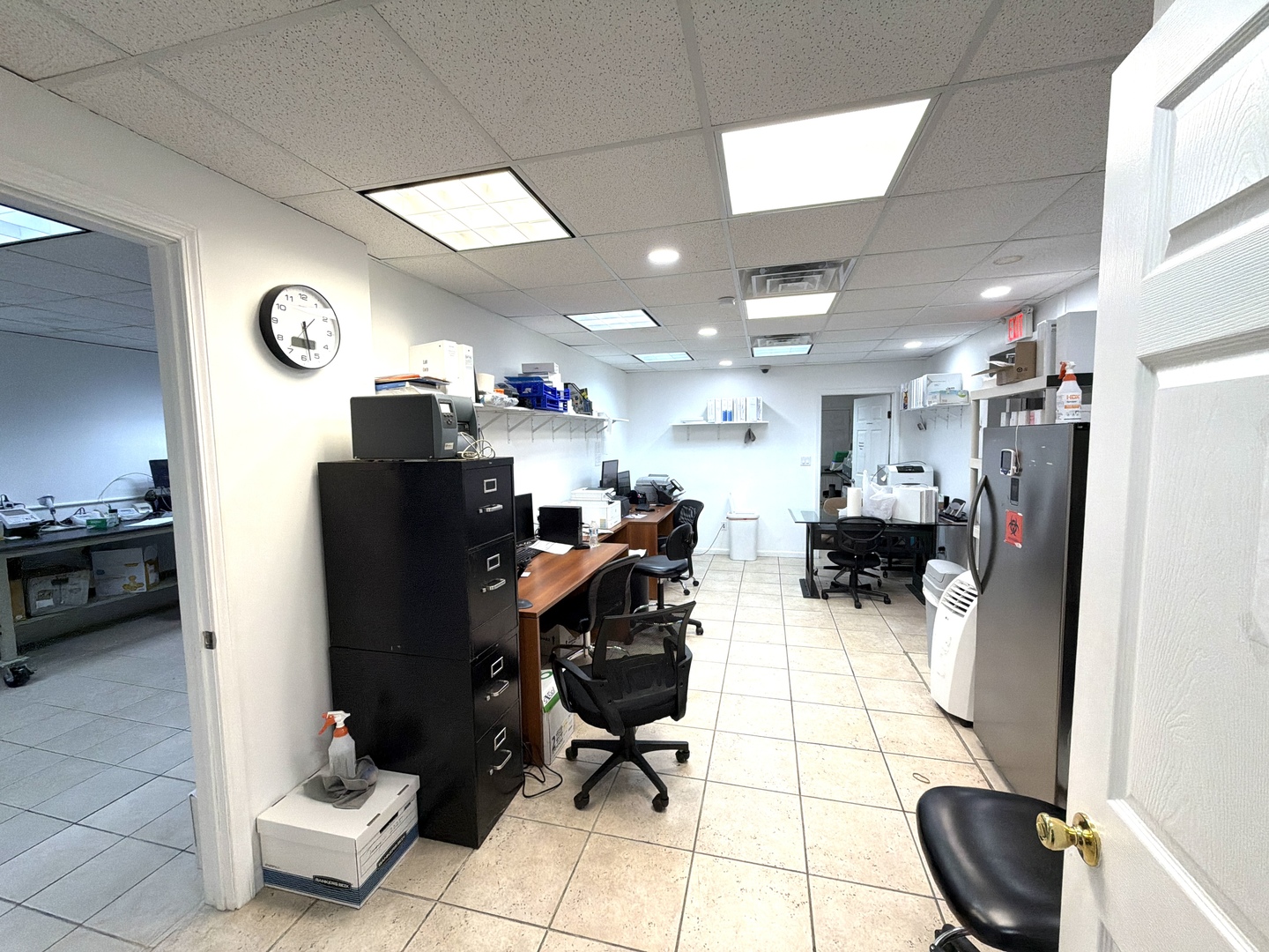 9243 South Roberts Road Hickory Hills, IL 60457 - Photo 13 of 26 a view of a room with gym equipment