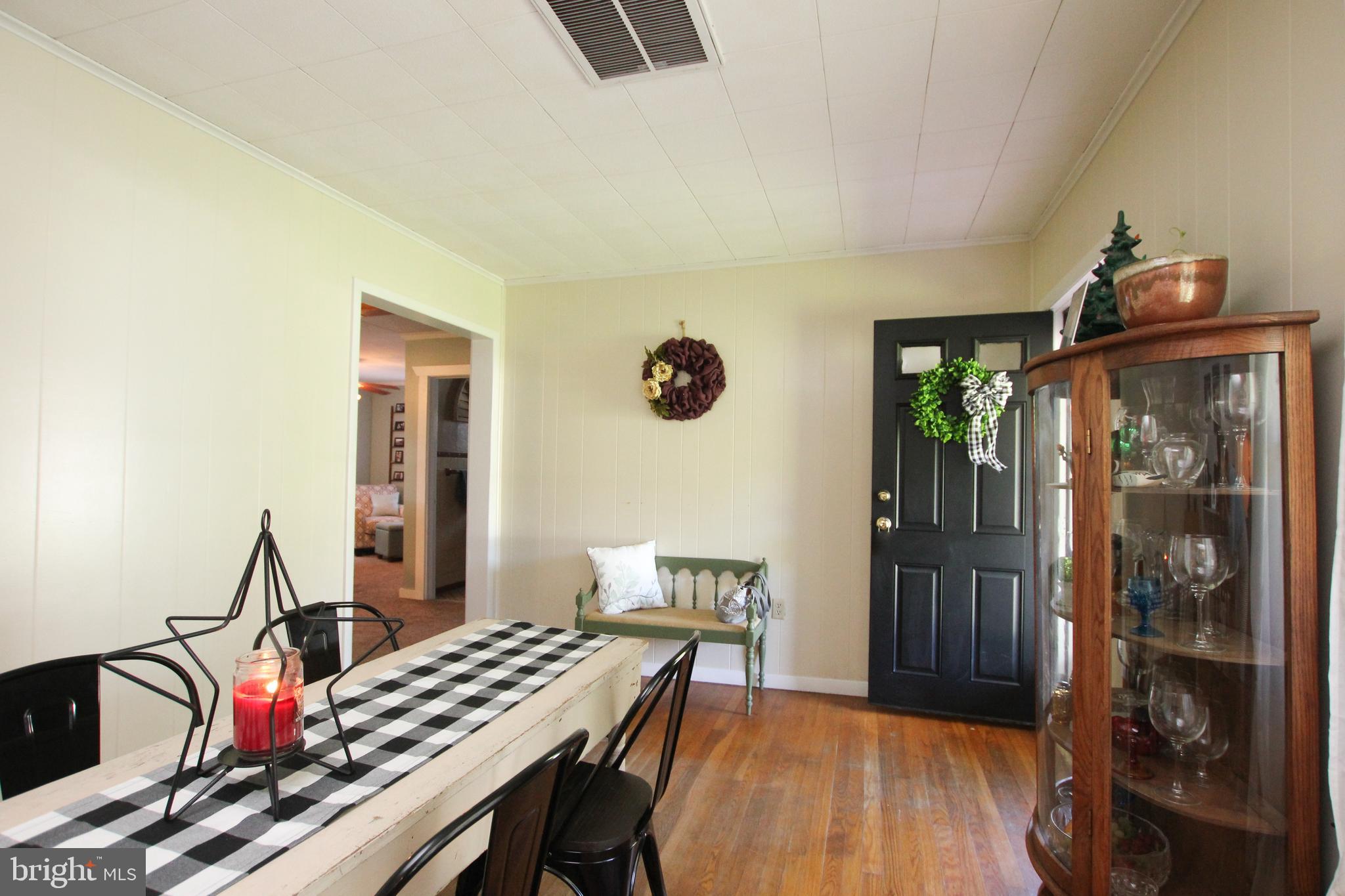1305 Stone Boundary Road Cambridge, MD 21613 - Photo 5 of 42 Hardwood Floors