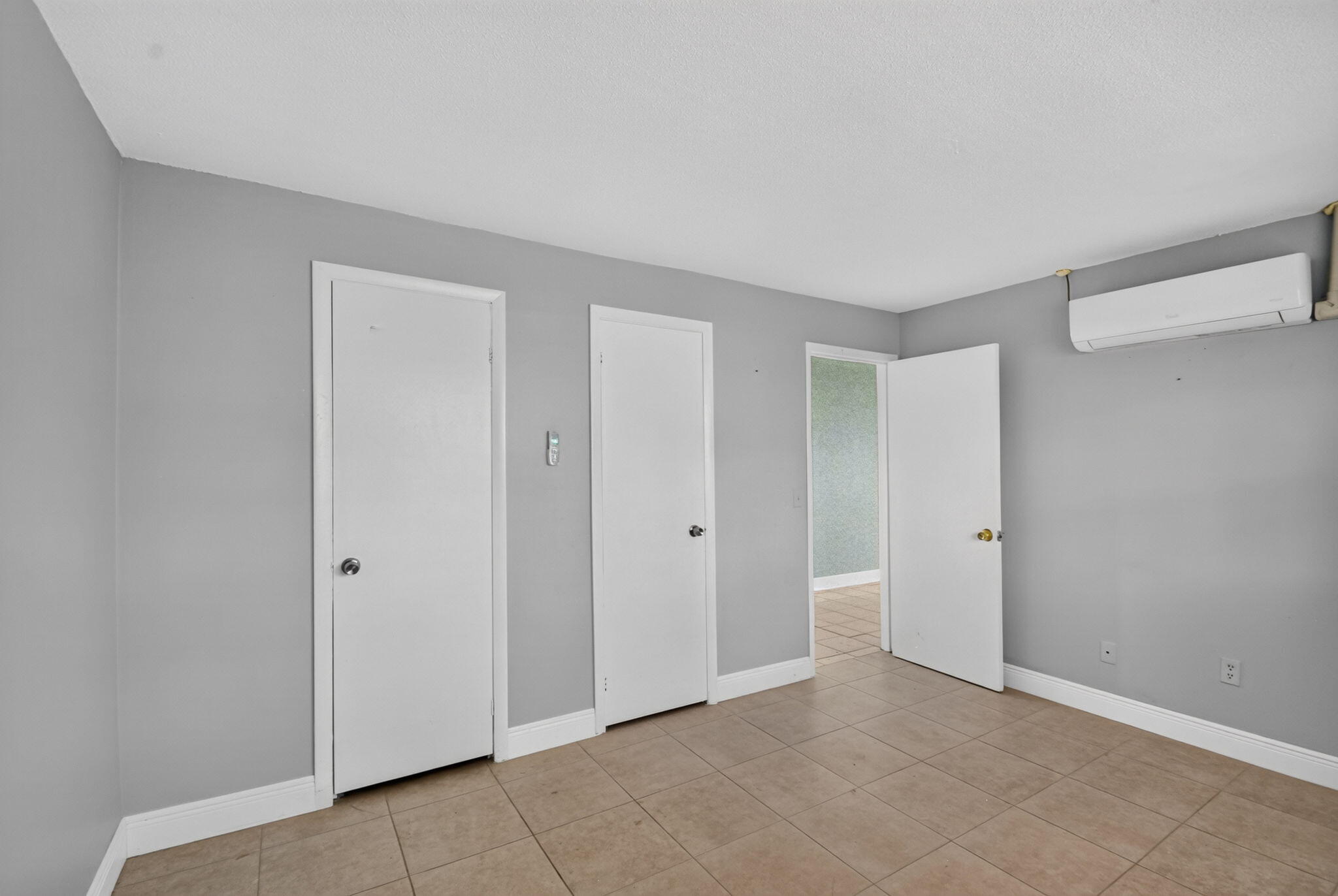 3382 Rudolph Road Lake Worth, FL 33461 - Photo 20 of 43 20-web-or-mls-DSC_9236