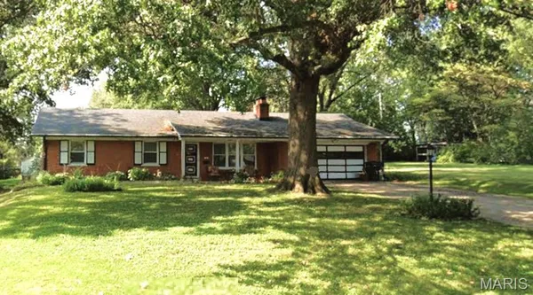 $205,000 | 9 Beth Ann Drive, Belleville, IL 62221
