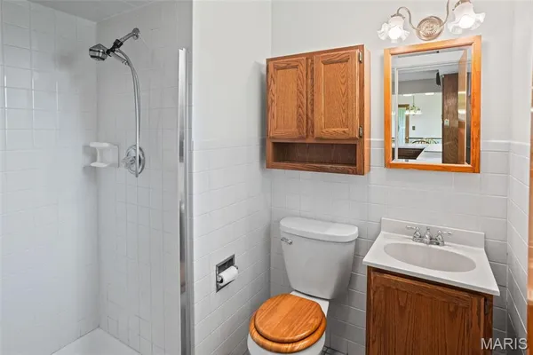 $205,000 | 9 Beth Ann Drive, Belleville, IL 62221