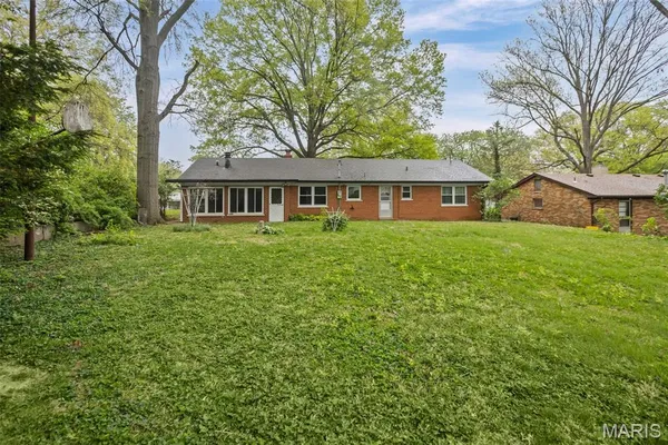 $205,000 | 9 Beth Ann Drive, Belleville, IL 62221