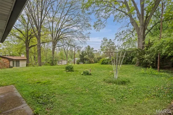 $205,000 | 9 Beth Ann Drive, Belleville, IL 62221