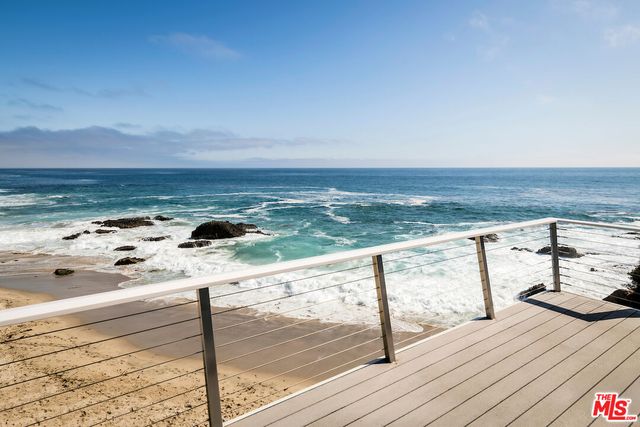 a view of a terrace view