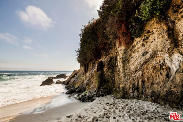 $10,900,000 | 1935 Ocean Way, Laguna Beach, CA 92651