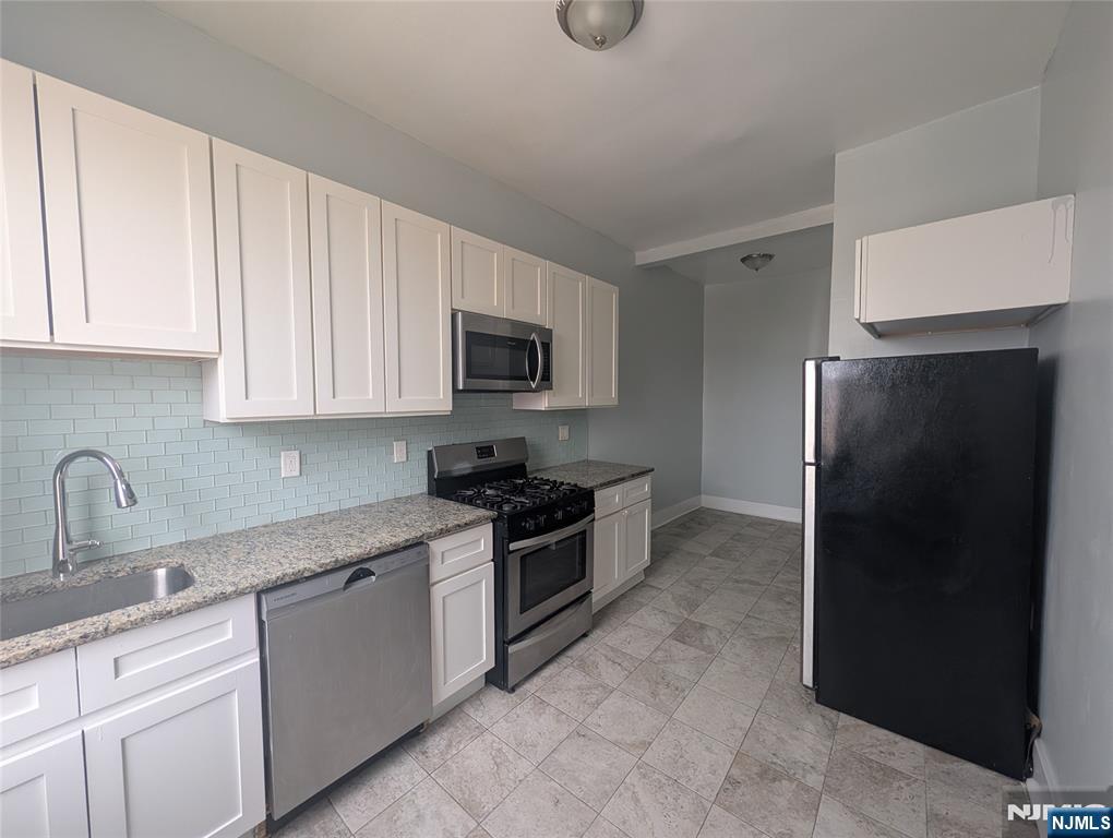 72 Grove, Unit 6 Passaic, NJ 07055 - Photo 3 of 15