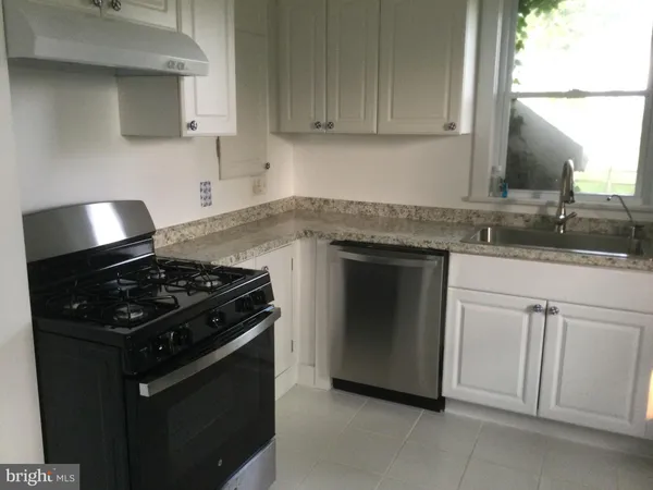 $3,100 | 8462 Old Waterloo Road, Warrenton, VA 20186