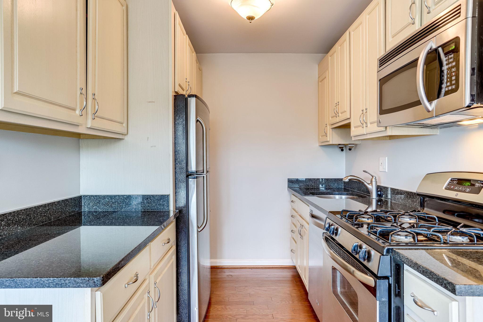 Spacious 2 BR - 1 BATH with Renovated Kitchen