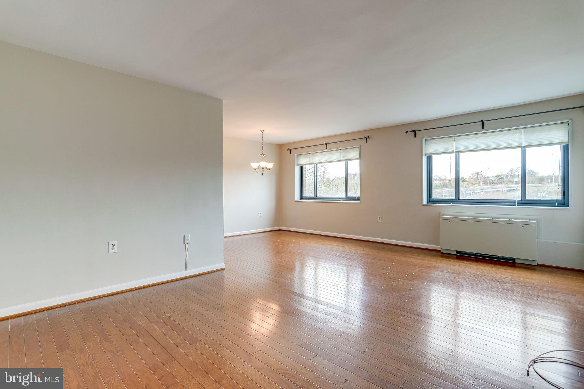 1300 South Arlington Ridge Road, Unit 302 Arlington, VA 22202 - Photo 11 of 43