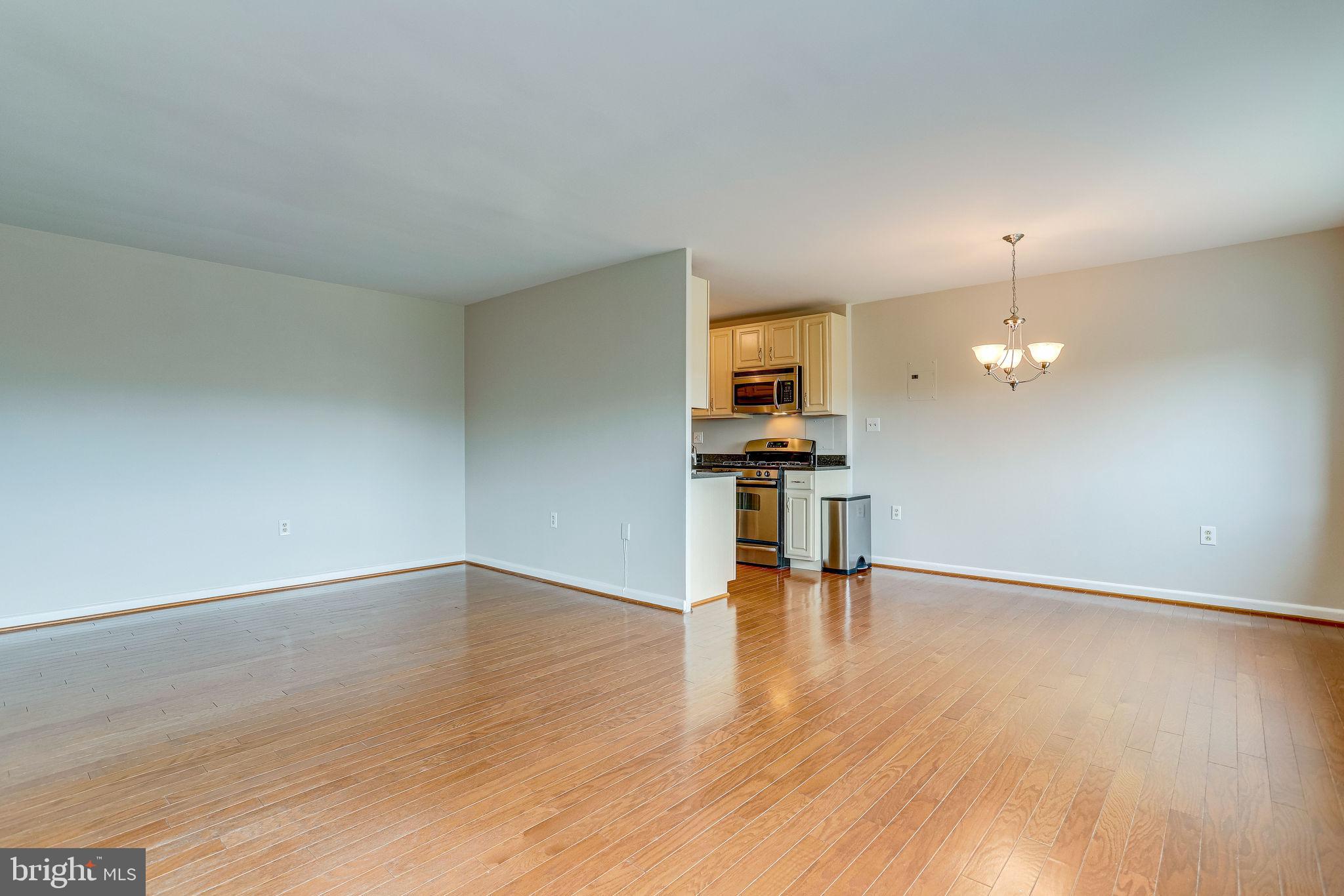 1300 South Arlington Ridge Road, Unit 302 Arlington, VA 22202 - Photo 17 of 43