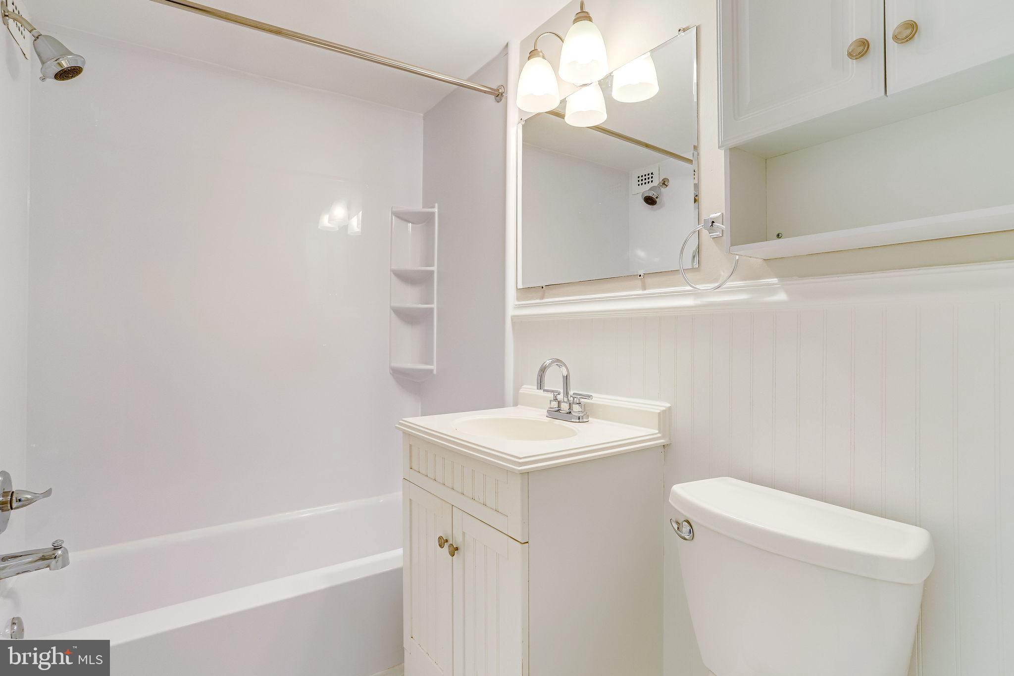 1300 South Arlington Ridge Road, Unit 302 Arlington, VA 22202 - Photo 20 of 43