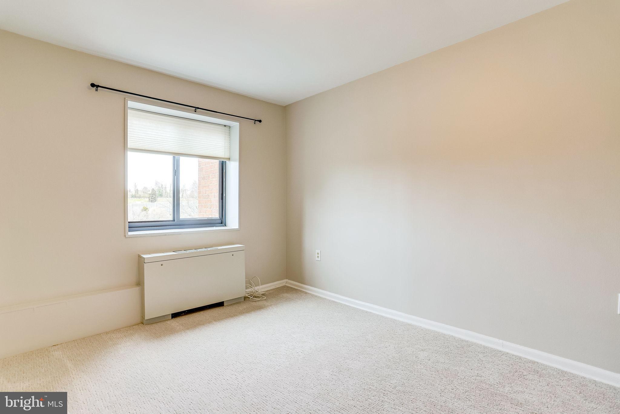 1300 South Arlington Ridge Road, Unit 302 Arlington, VA 22202 - Photo 27 of 43