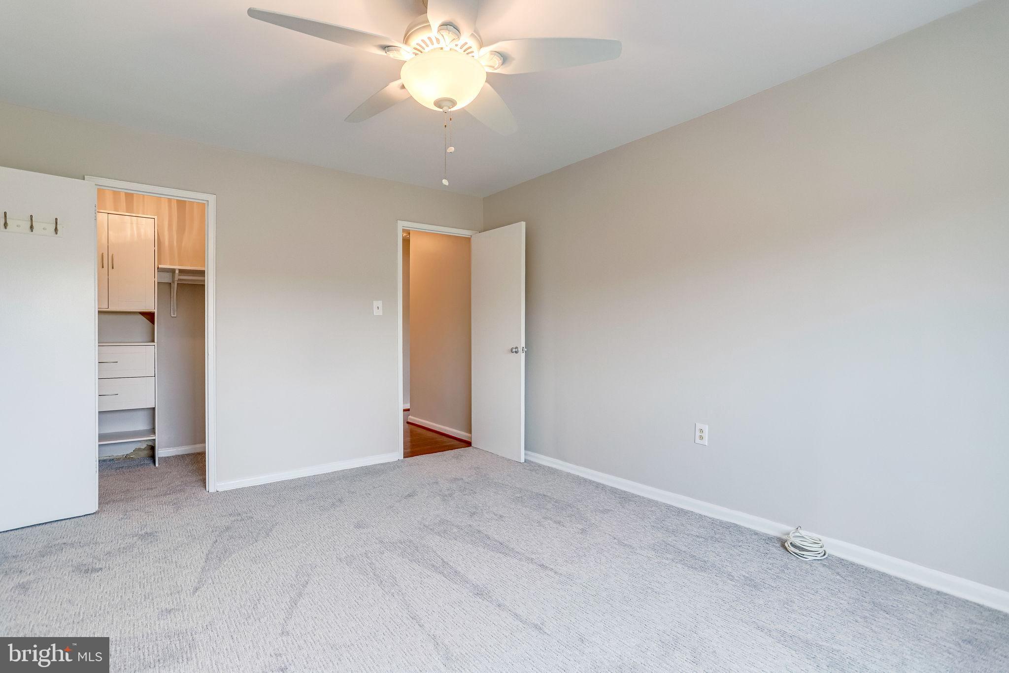 1300 South Arlington Ridge Road, Unit 302 Arlington, VA 22202 - Photo 34 of 43 Ceiling Fan