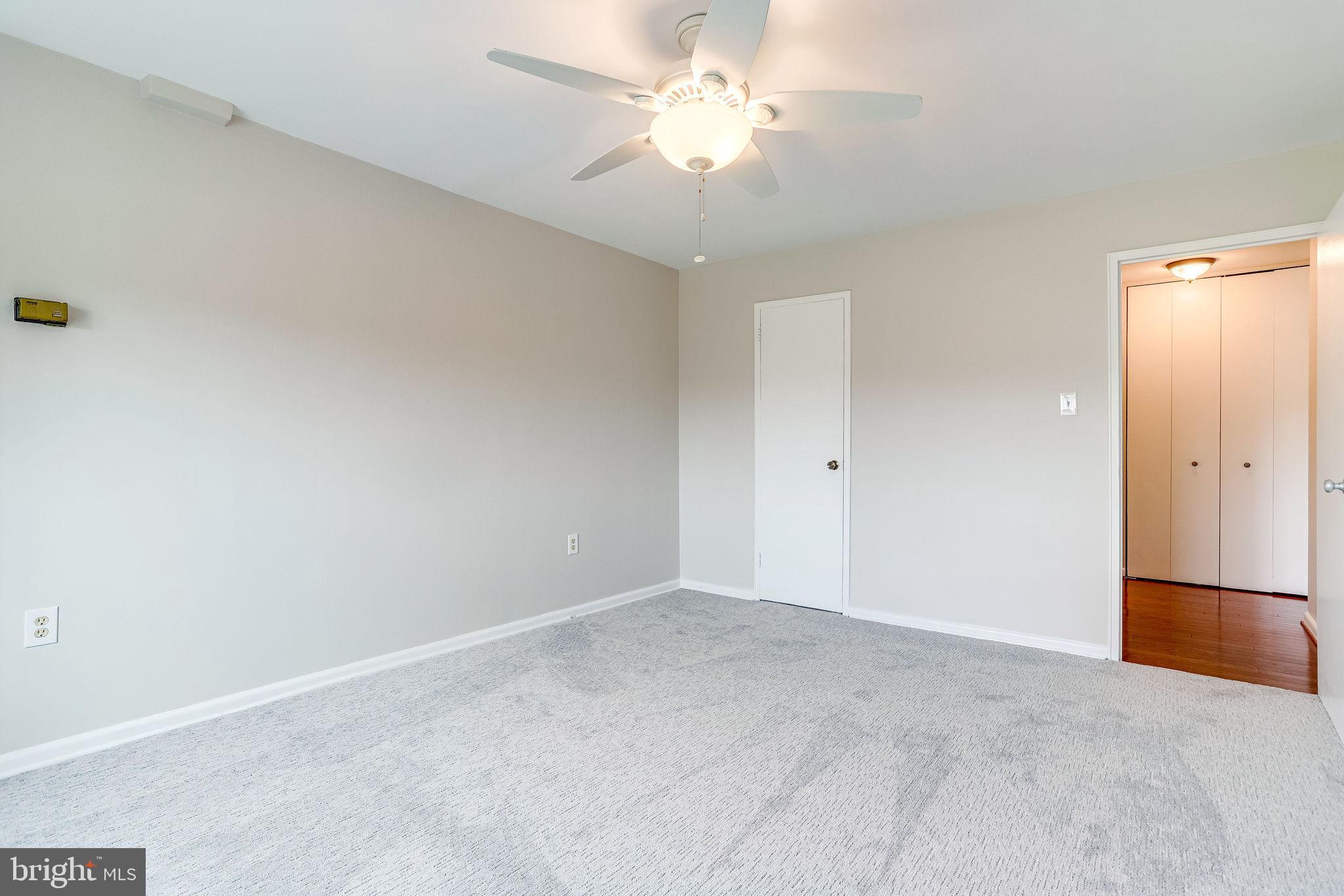 1300 South Arlington Ridge Road, Unit 302 Arlington, VA 22202 - Photo 35 of 43 Ceiling Fan