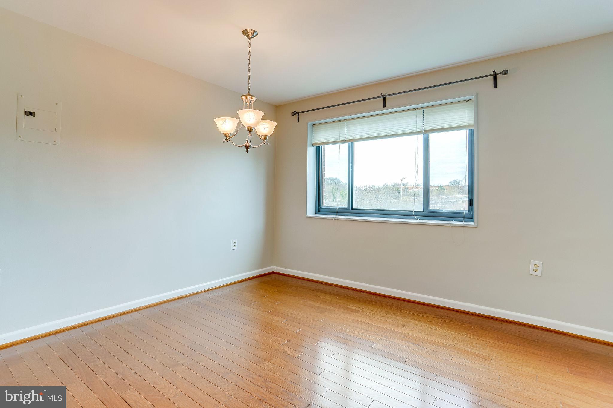 1300 South Arlington Ridge Road, Unit 302 Arlington, VA 22202 - Photo 9 of 43