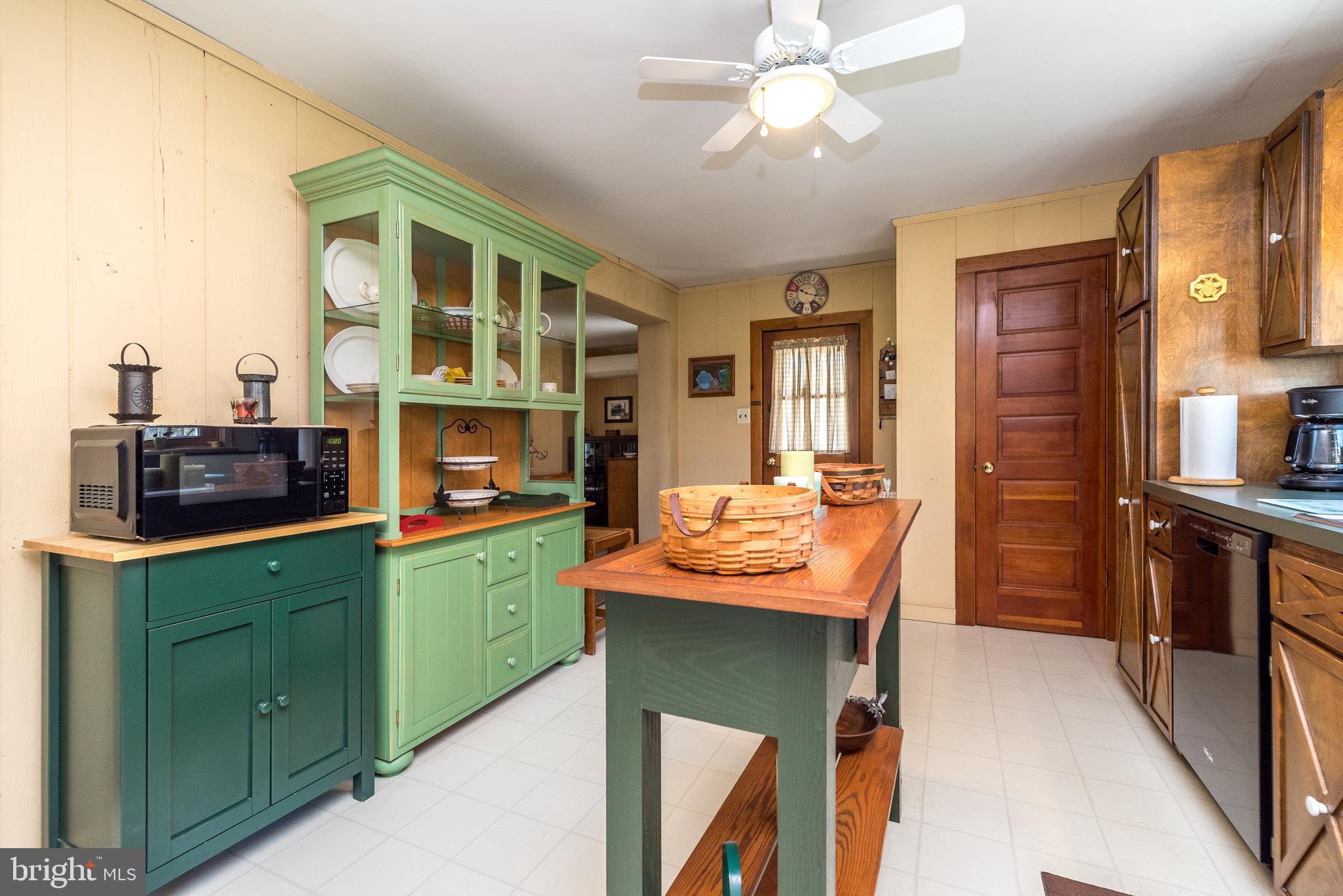 2655 Valley Road Jamison, PA 18929 - Photo 30 of 61 Kitchen