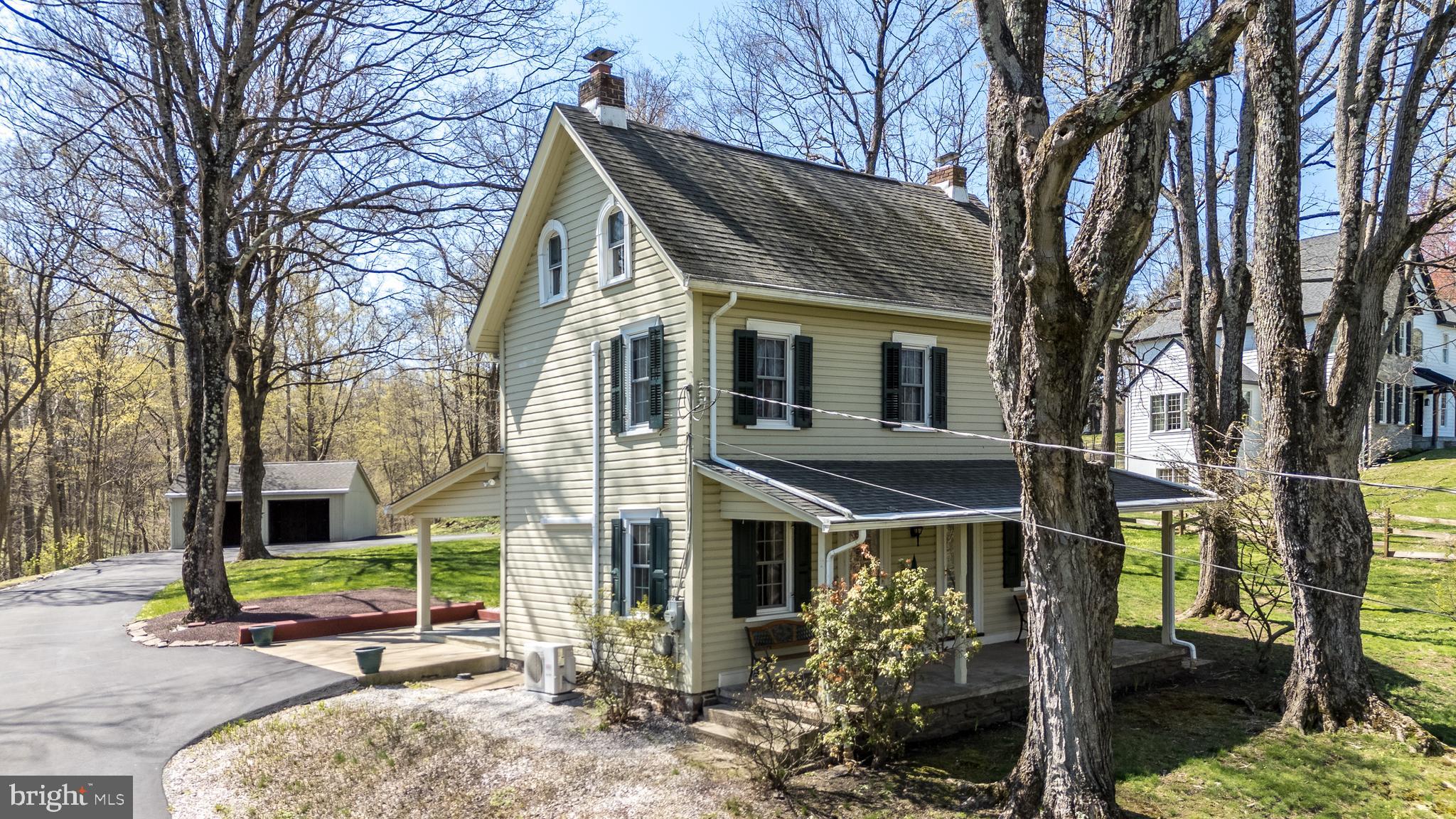 2655 Valley Road Jamison, PA 18929 - Photo 5 of 61 Cute as a button!