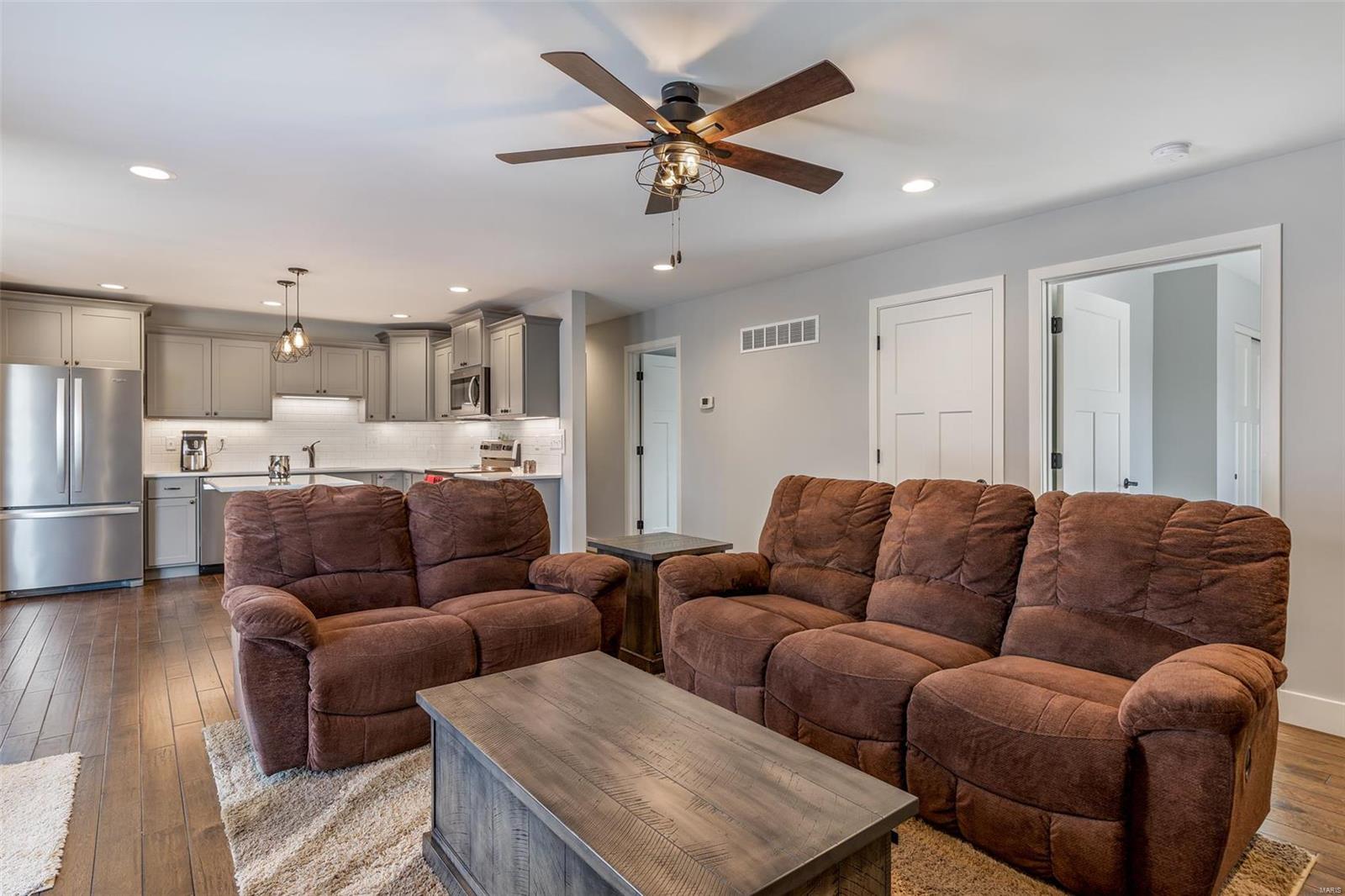 4940 Ambs Road St. Louis, MO 63128 - Photo 11 of 60 Gallery Image 11