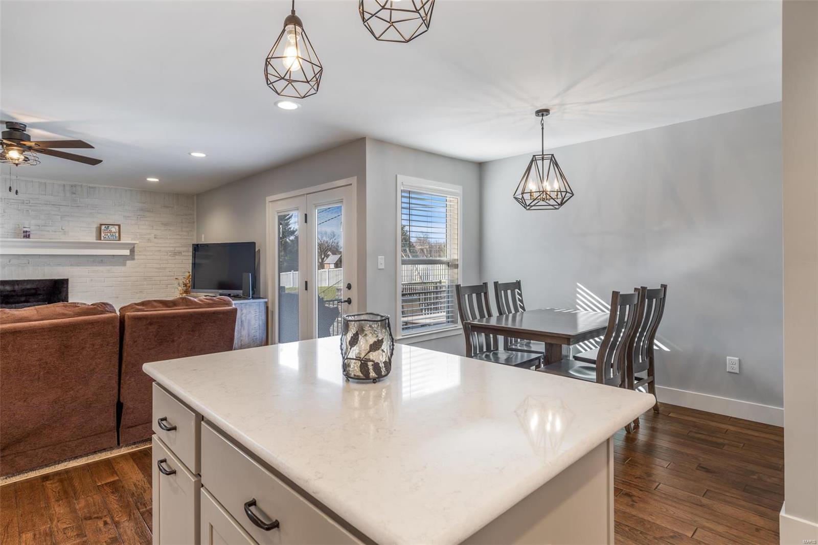 4940 Ambs Road St. Louis, MO 63128 - Photo 12 of 60 Gallery Image 12