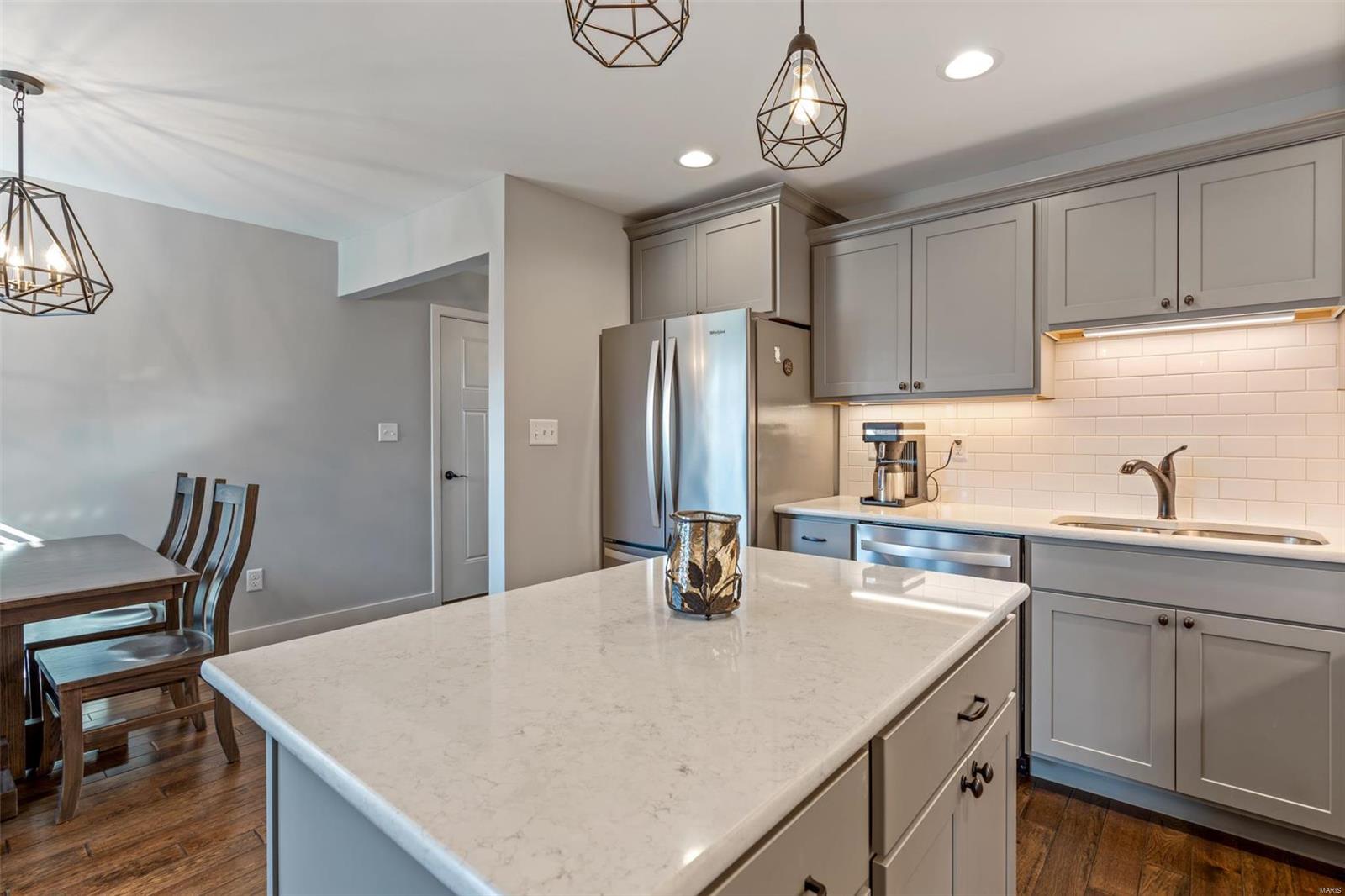 4940 Ambs Road St. Louis, MO 63128 - Photo 13 of 60 Gallery Image 13