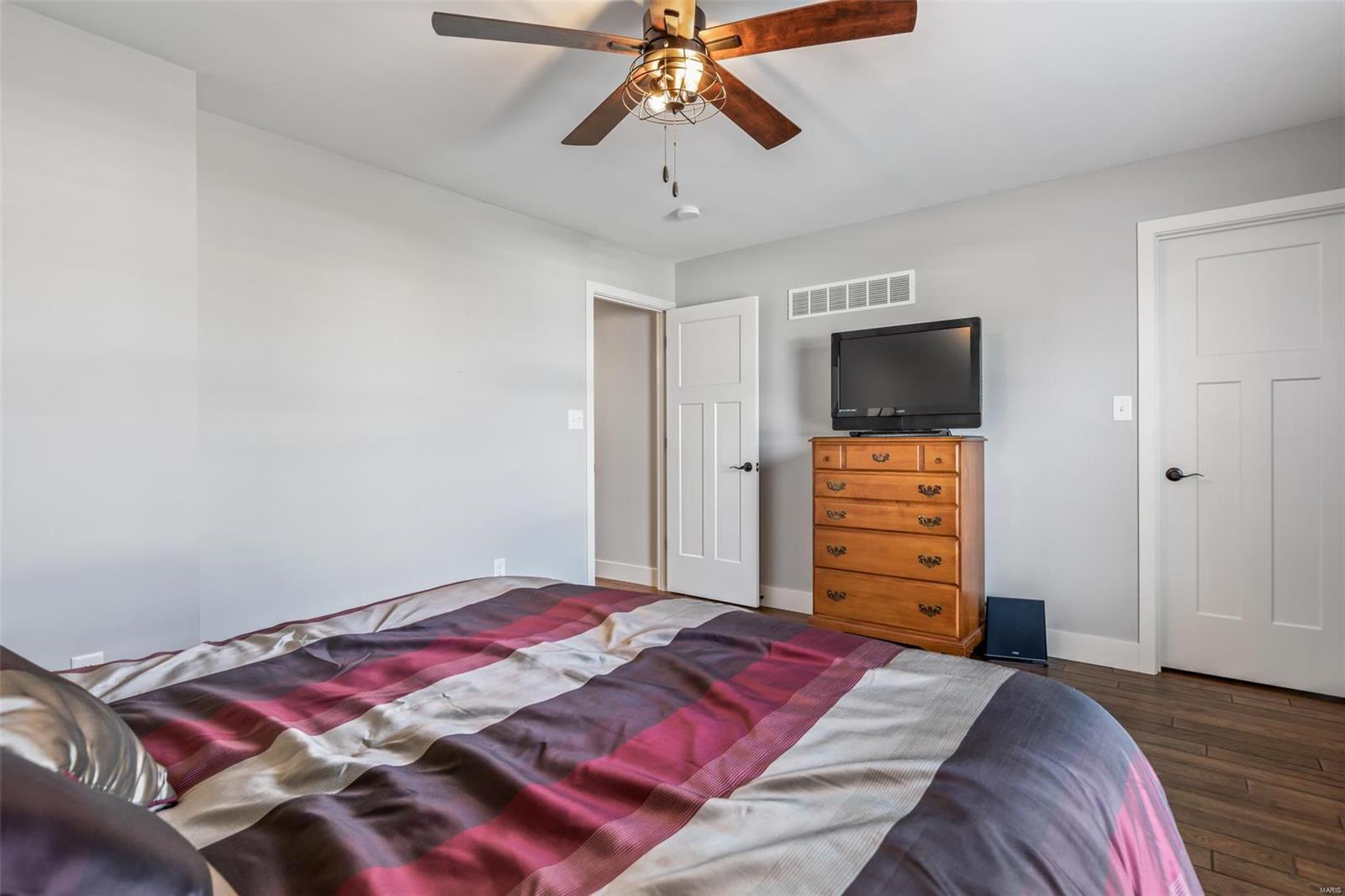 4940 Ambs Road St. Louis, MO 63128 - Photo 27 of 60 Gallery Image 27