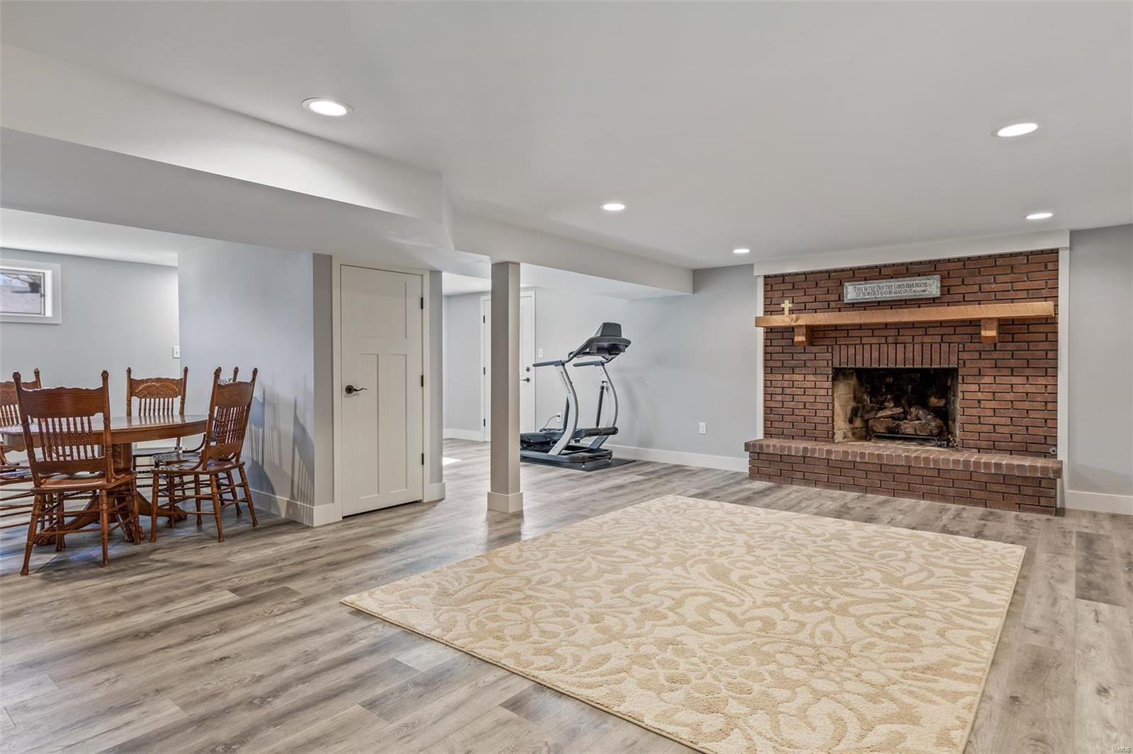 4940 Ambs Road St. Louis, MO 63128 - Photo 32 of 60 Gallery Image 32