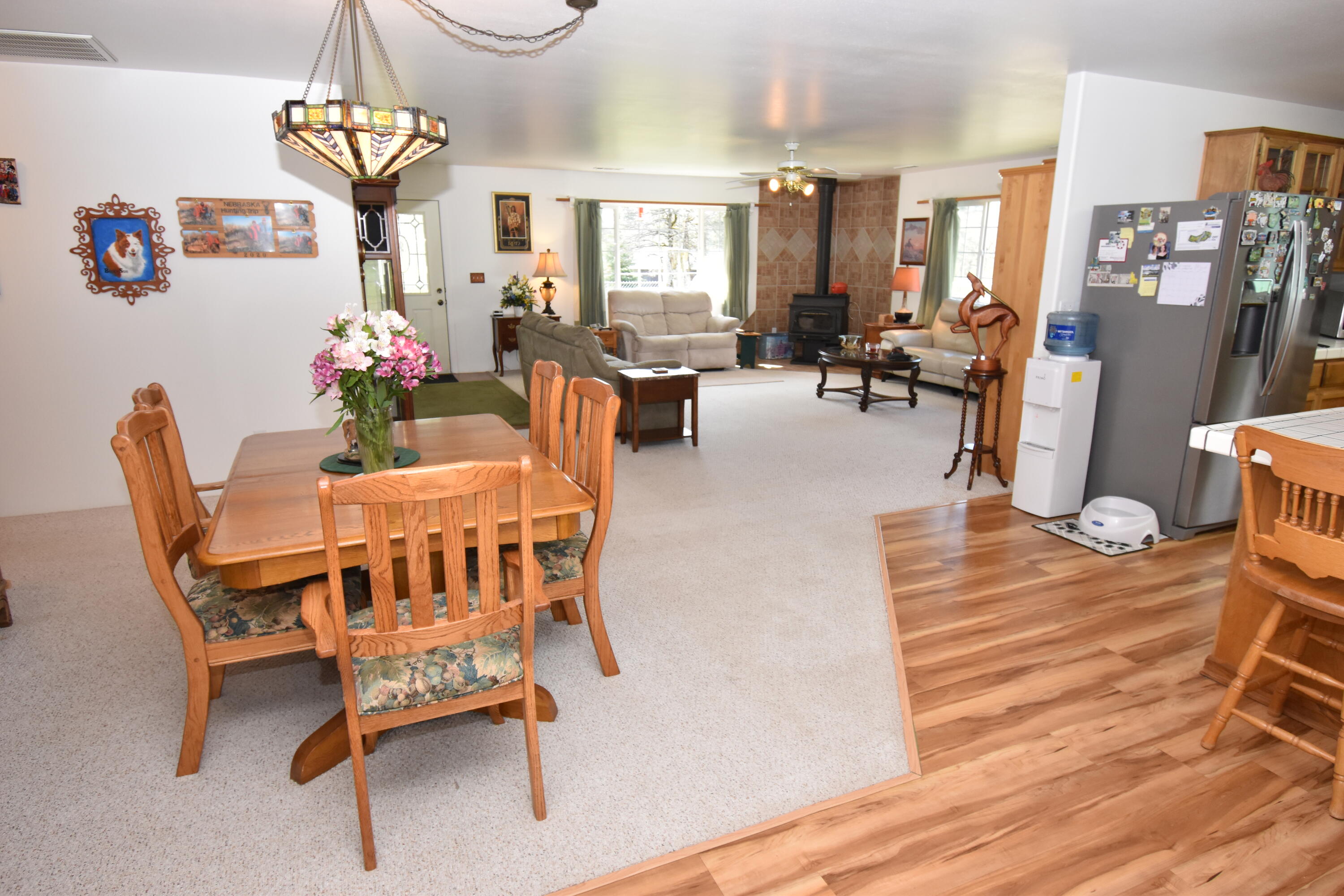 372 Bond Road Shady Cove, OR 97539 - Photo 22 of 33 Interior 10