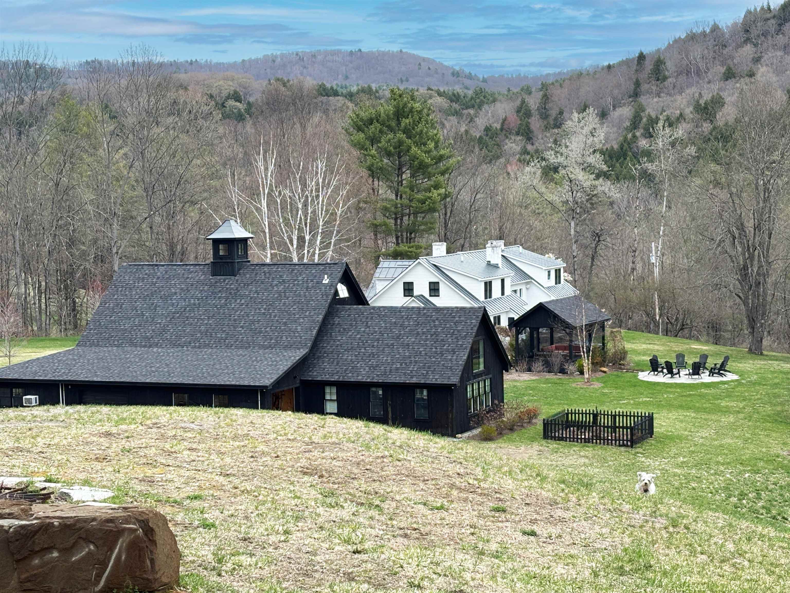 3086 South Road Woodstock, VT 05091 - Photo 3 of 20