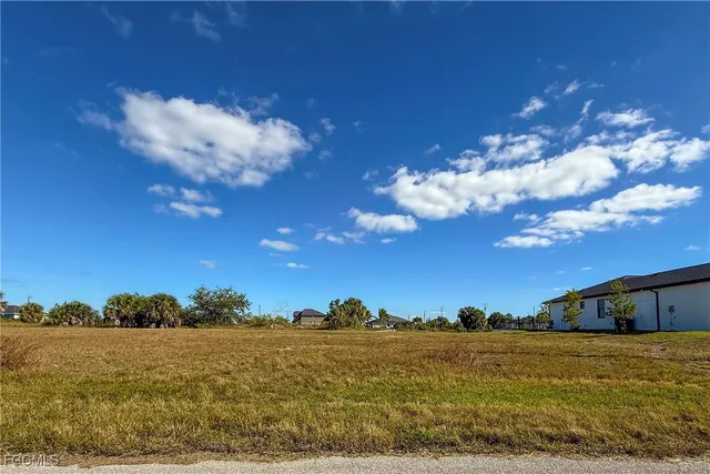 $44,500 | 3825 Northwest 38th Avenue, Cape Coral, FL 33993