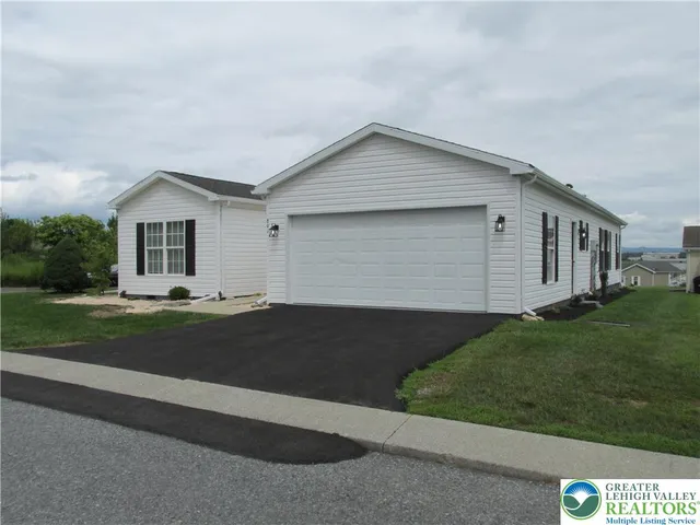 $370,000 | 891 Biltmore Avenue, Easton, PA 18040