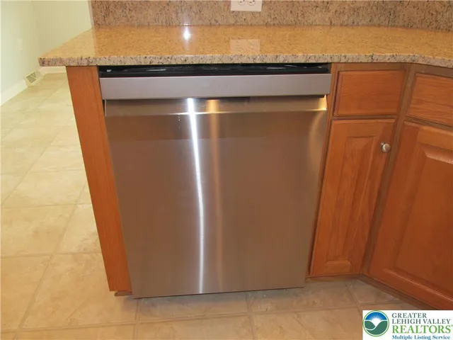 $370,000 | 891 Biltmore Avenue, Easton, PA 18040