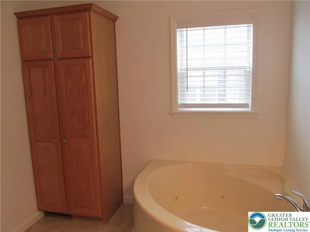 $370,000 | 891 Biltmore Avenue, Easton, PA 18040