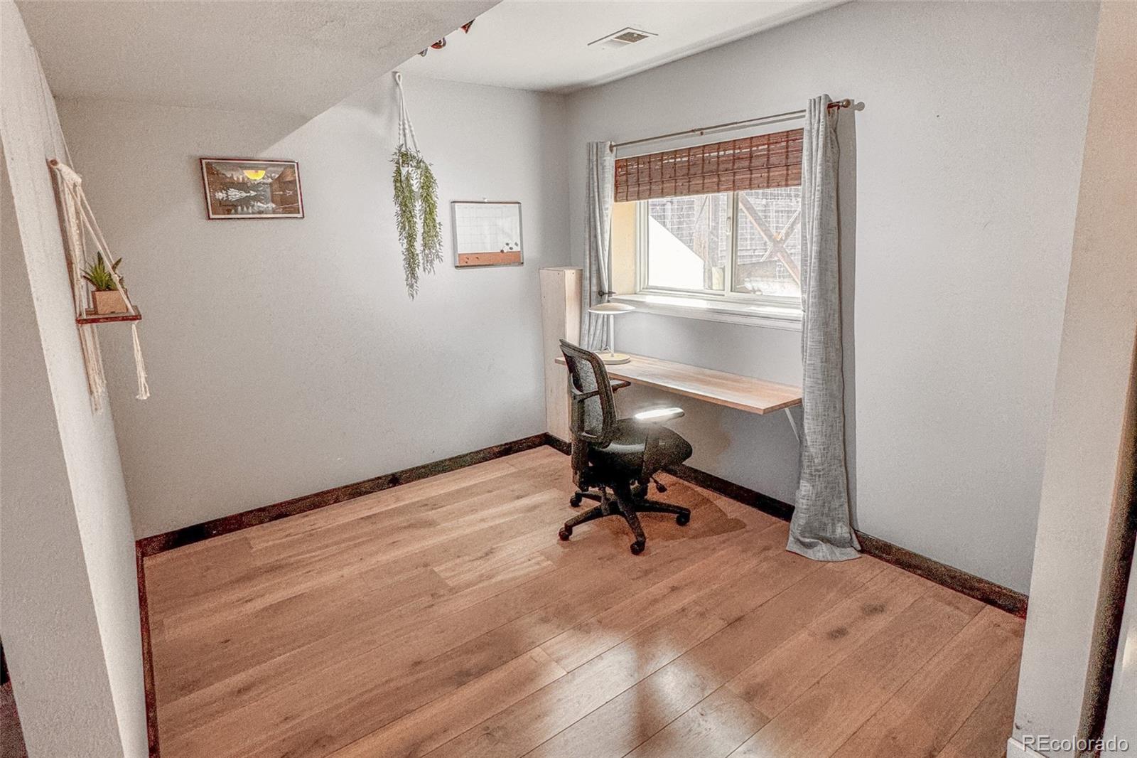 10527 Routt Lane Broomfield, CO 80021 - Photo 12 of 19