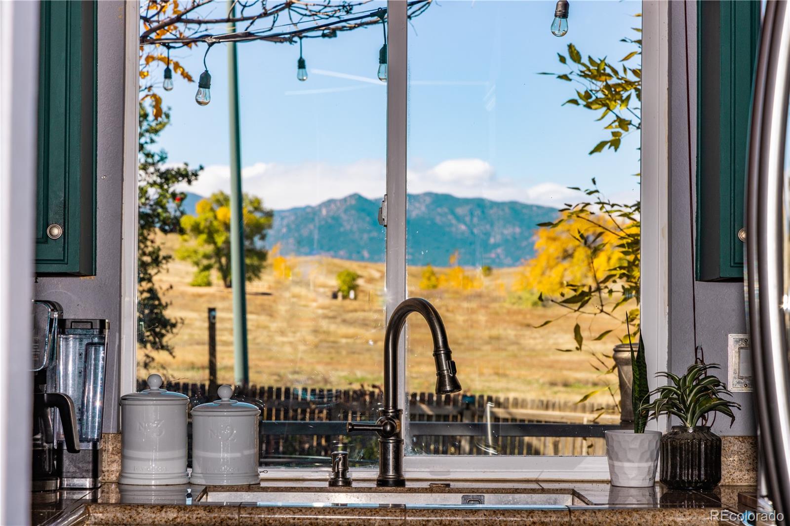 10527 Routt Lane Broomfield, CO 80021 - Photo 7 of 19