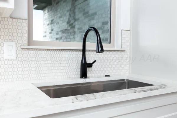 a close view of sink and tap