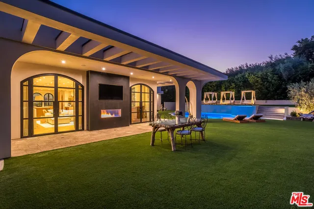 $80,000 | 30125 Harvester Road, Malibu, CA 90265