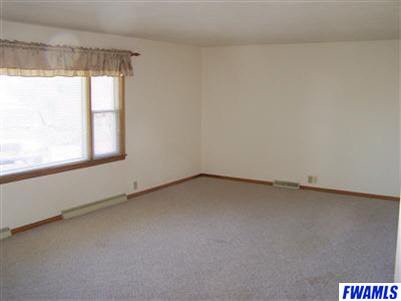 7411 Illinois Road Fort Wayne, IN 46804 - Photo 3 of 18