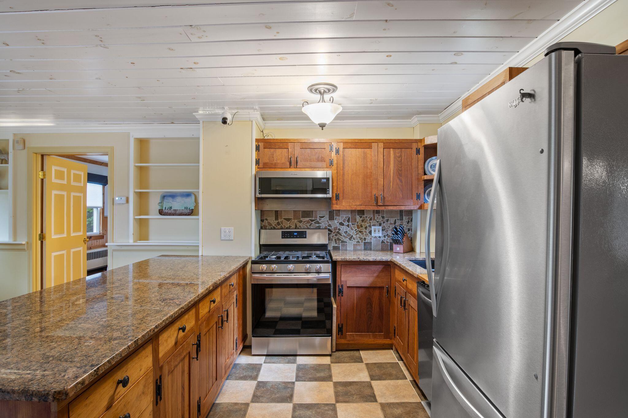 535 Spring Street Westbrook, ME 04092 - Photo 12 of 34 535_Spring_St_12