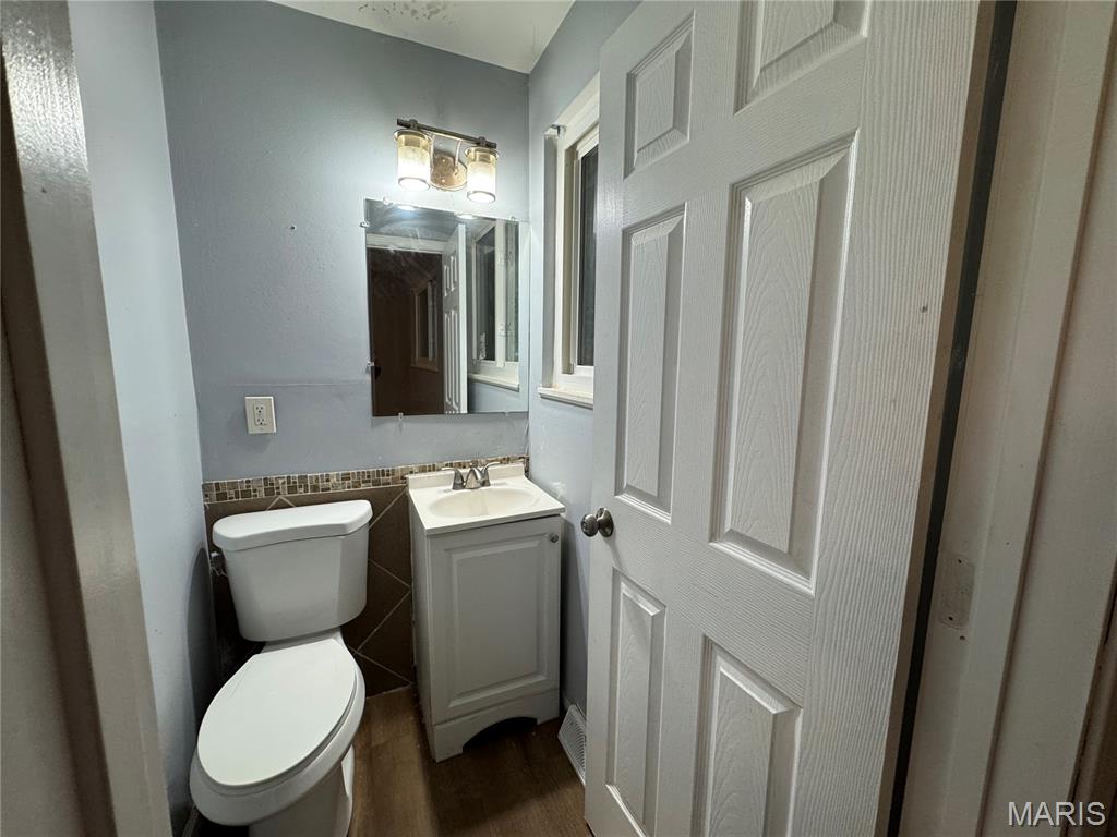 10514 Rothwell Drive St. Louis, MO 63136 - Photo 11 of 16 Gallery Image 11