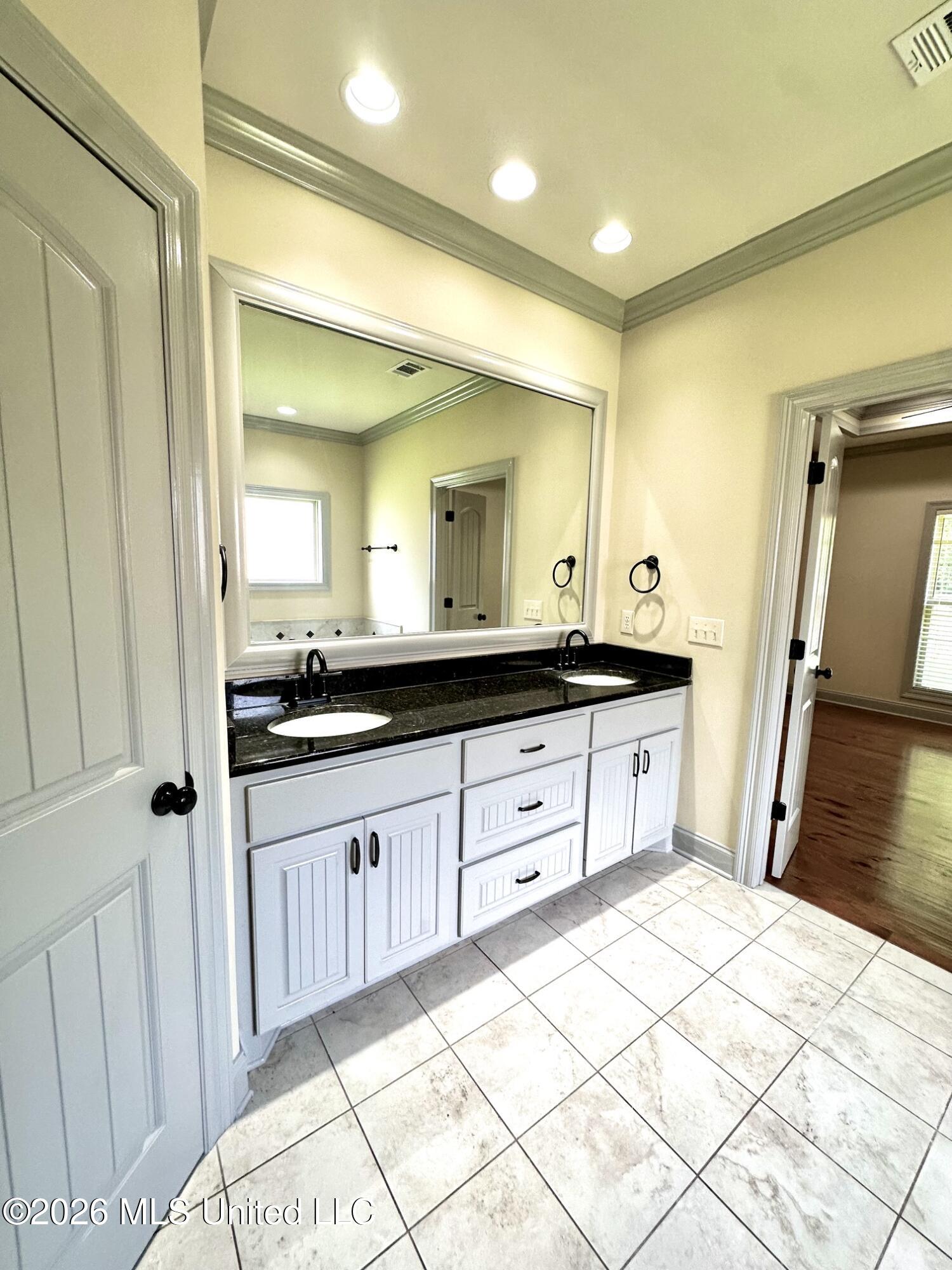 2017 East Ridge Circle Madison, MS 39110 - Photo 15 of 48 IMG_9647