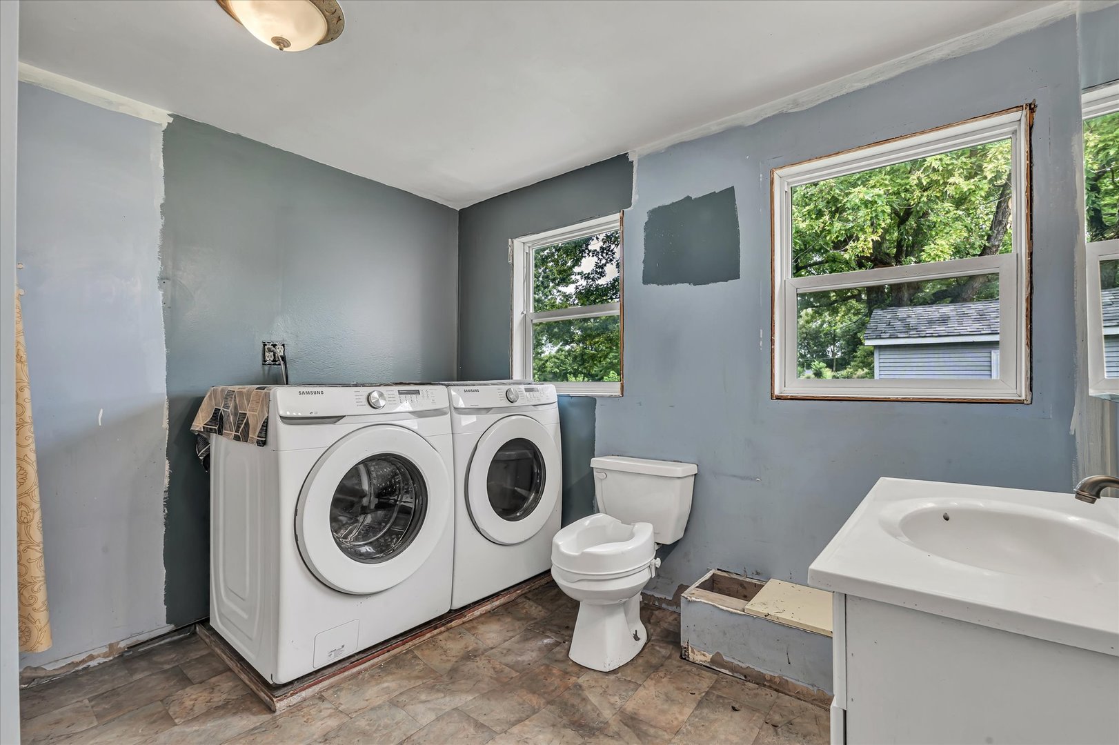 11211 Ridgewood Road Milan, IL 61264 - Photo 33 of 34 Gallery Image 33