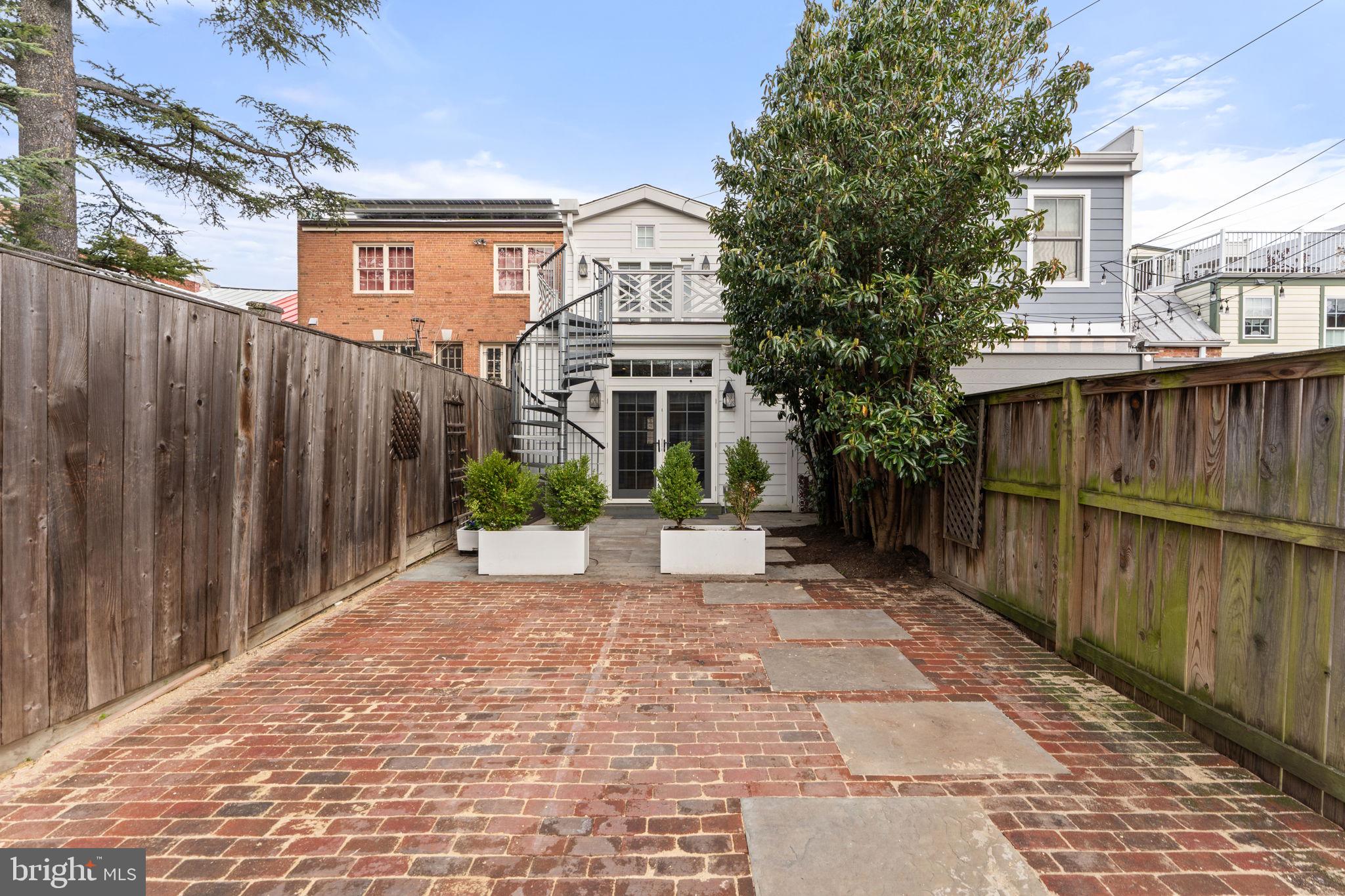 529 6th Street Southeast Washington, DC 20003 - Photo 40 of 41