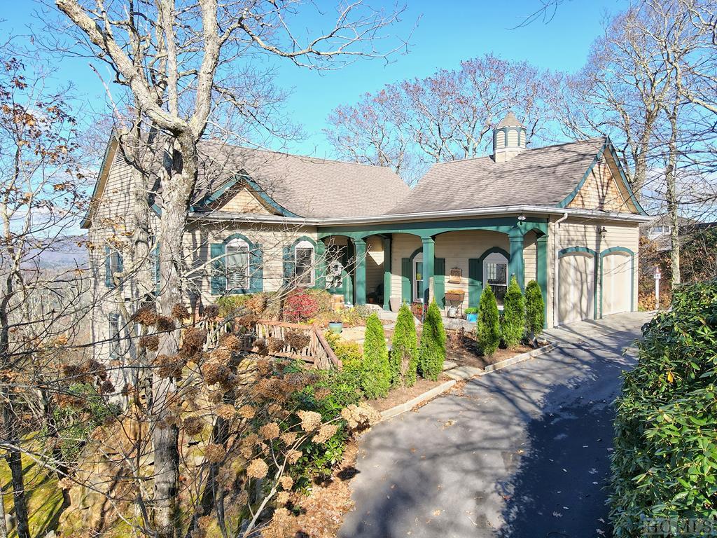 412 Worley Road Highlands, NC 28741 - Photo 1 of 50 Gallery Image 1