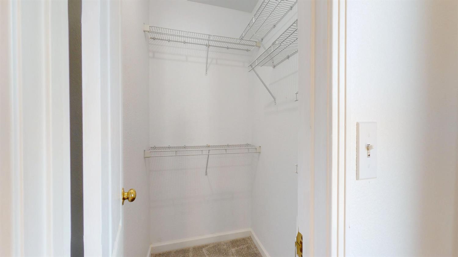 4622 West Griffith Way Fresno, CA 93722 - Photo 26 of 36