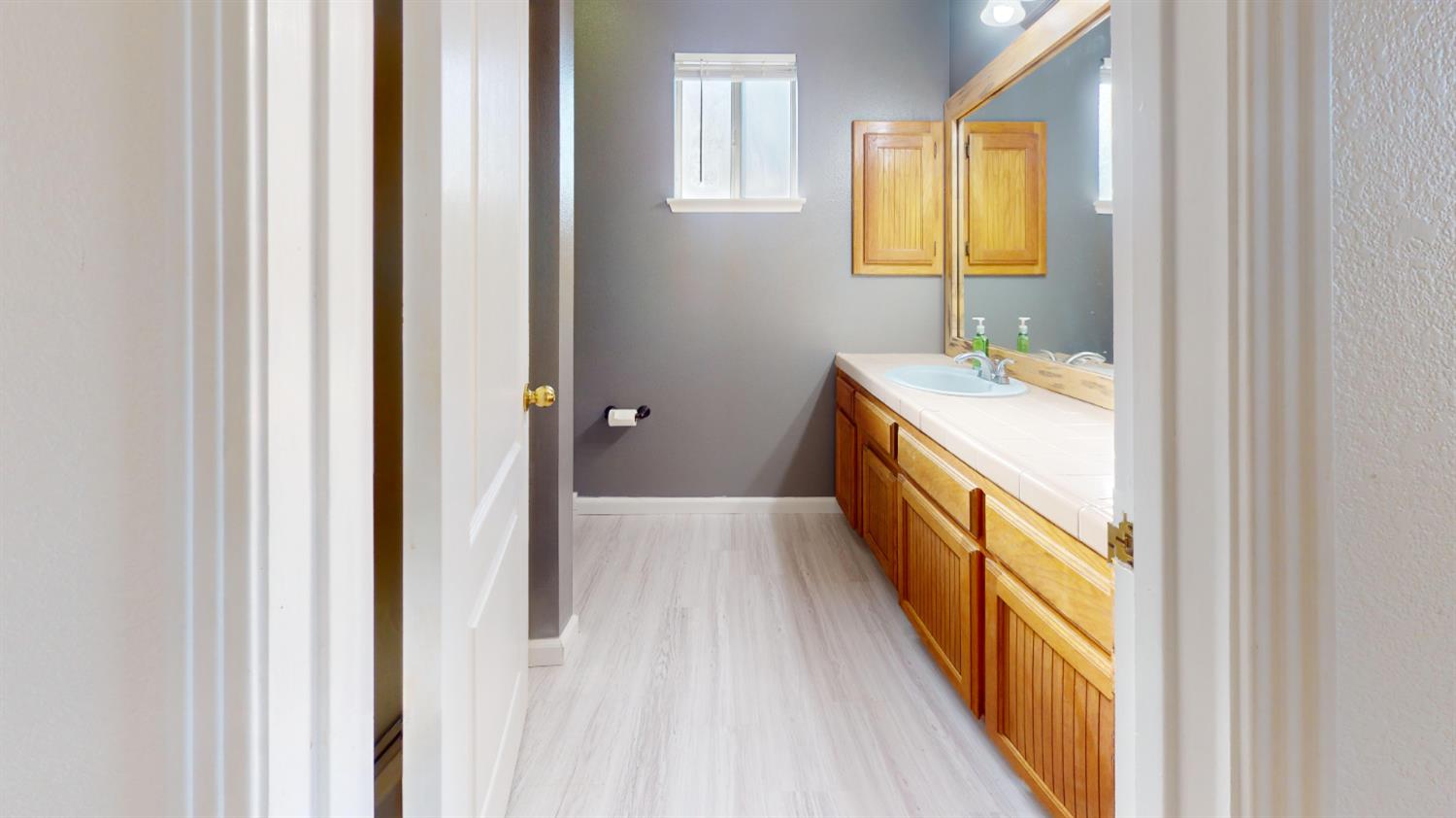 4622 West Griffith Way Fresno, CA 93722 - Photo 27 of 36