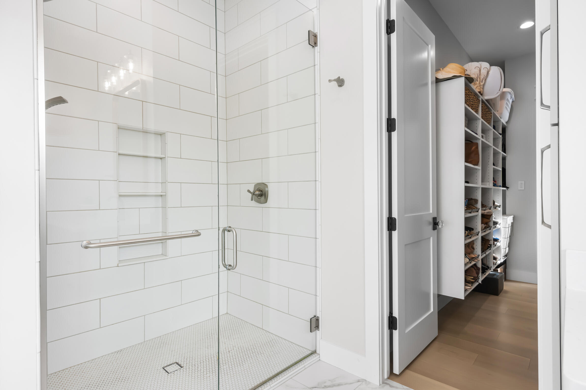 504 South East Silver Lake Road Traverse City, MI 49685 - Photo 28 of 66 25-Scene-22