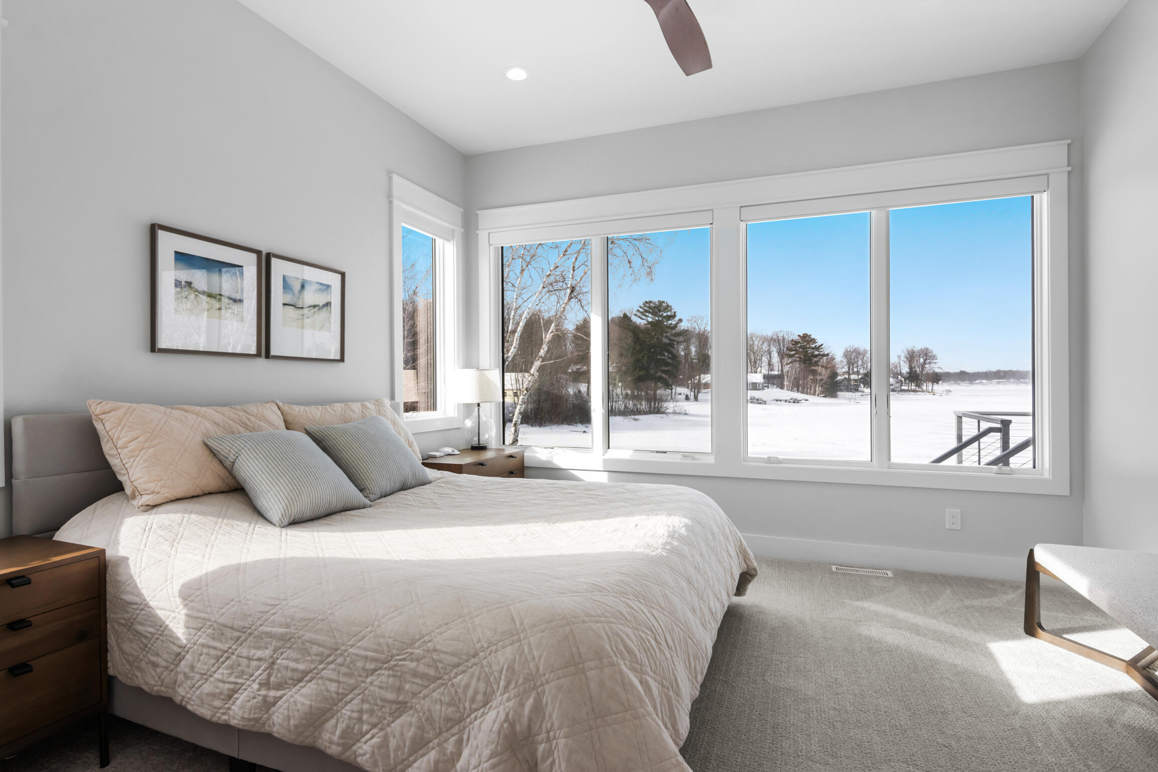 504 South East Silver Lake Road Traverse City, MI 49685 - Photo 31 of 71 21-Scene-18